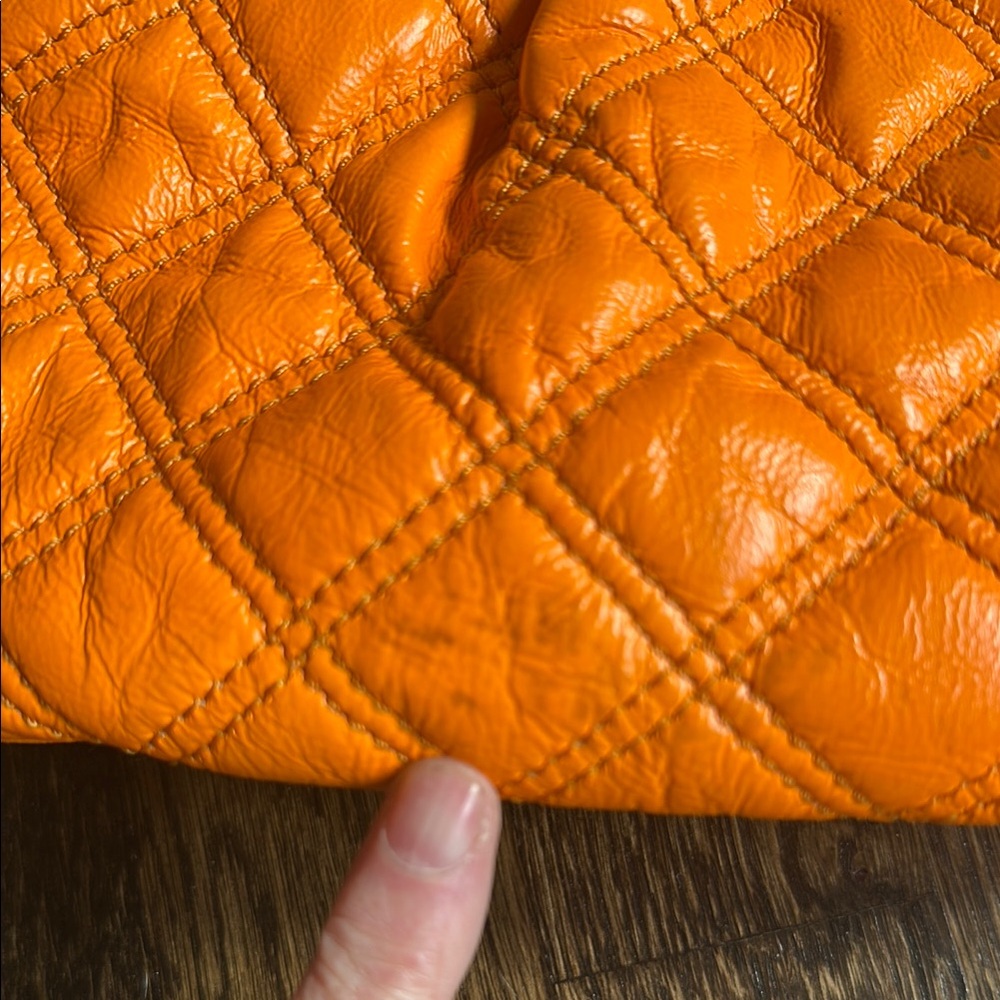 Marc Jacobs Orange Quilted Leather Women's Bag - Picture 8 of 9